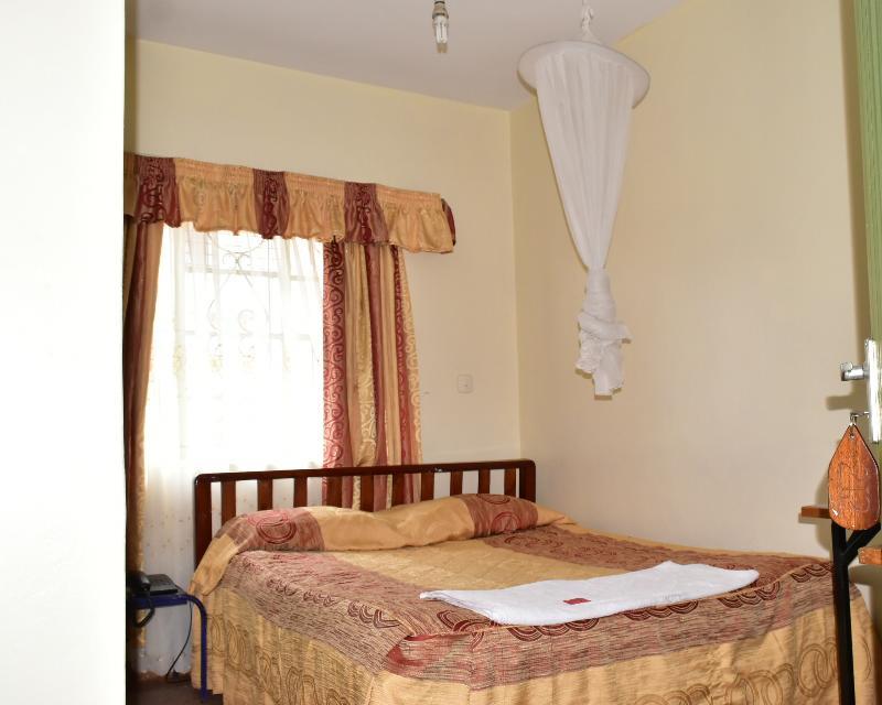 Ibis Hotel نيري المظهر الخارجي الصورة